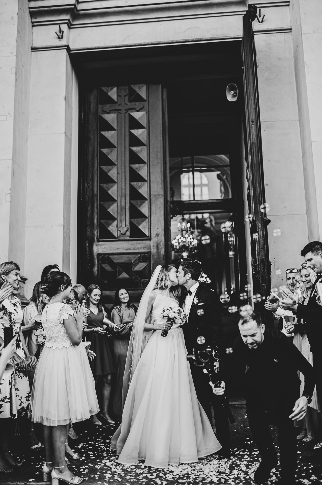 Fotograf na ślubie i weselu.